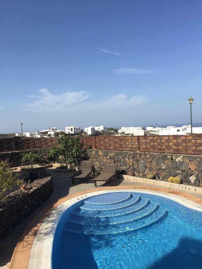 Casa Fenix Villa Tinajo Exterior photo